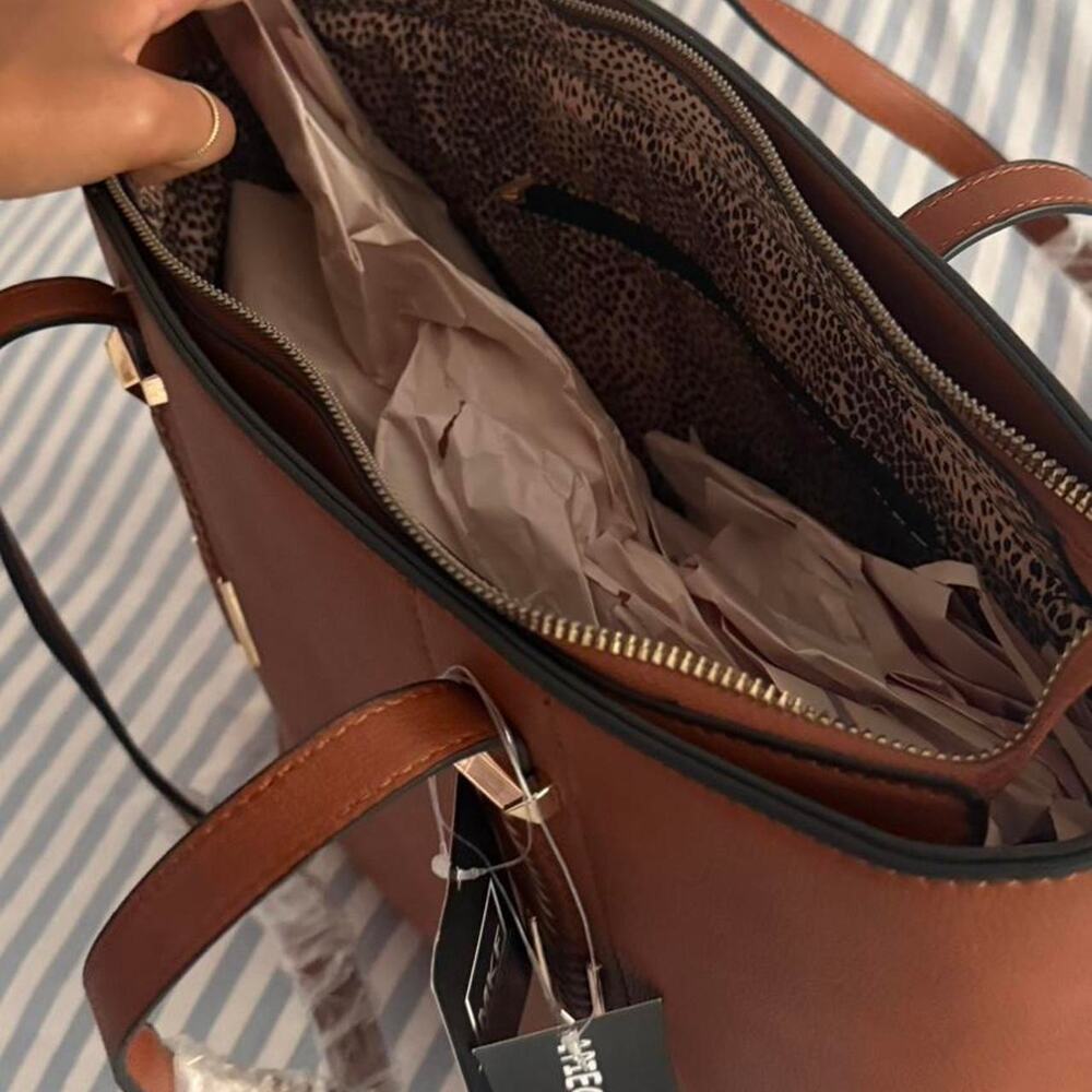 Brown leather tote bag with - Picture 3 of 3